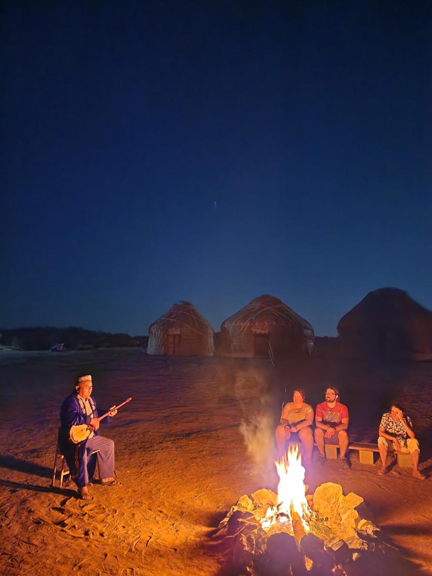 Authentic Uzbek Yurt Camp Eco-Friendly Ξενοδοχείο Nurota Εξωτερικό φωτογραφία