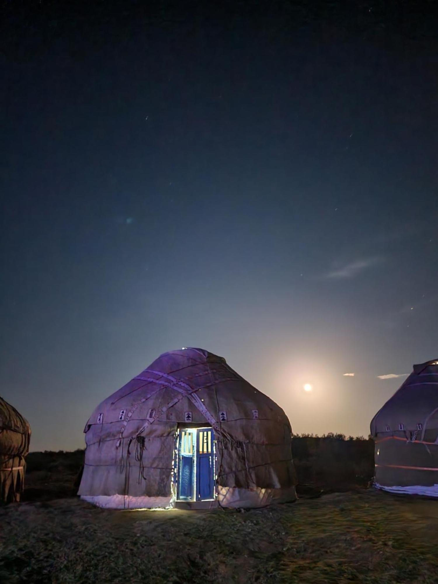 Authentic Uzbek Yurt Camp Eco-Friendly Ξενοδοχείο Nurota Εξωτερικό φωτογραφία
